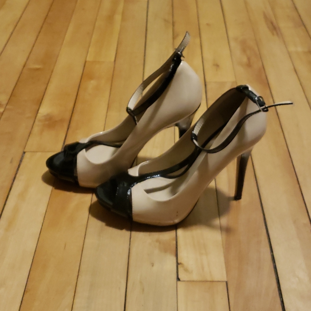 Aldo Heels 🙋🏾‍♀️ - Picture 2 of 6